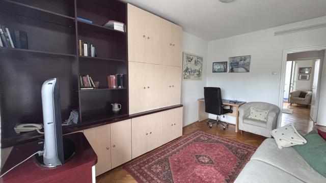 Stan, Dvosoban, Izdavanje, 41m2, Ilije Garašanina