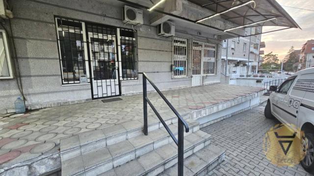 Poslovni prostor, Jednoiposoban, Izdavanje, 45m2, Žarkovo, Čukarica, Ace Joksimovića