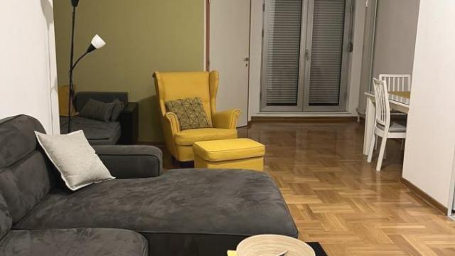 Stan, Dvosoban, Izdavanje, 48m2, Cvetkova pijaca, Zvezdara, Radojke Lakić