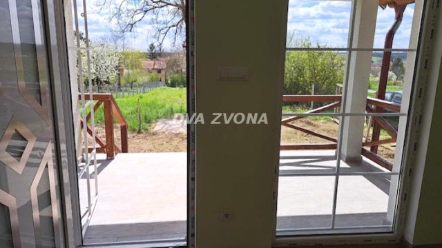Kuća, Jednoiposoban, Prodaja, 35m2, Čortanovci, Okolno mesto, Indjija
