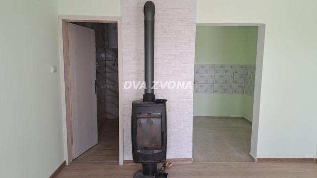 Kuća, Jednoiposoban, Prodaja, 35m2, Čortanovci, Okolno mesto, Indjija