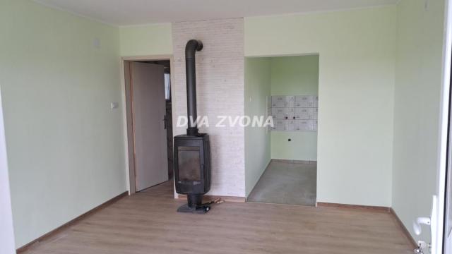 Kuća, Jednoiposoban, Prodaja, 35m2, Čortanovci, Okolno mesto, Indjija
