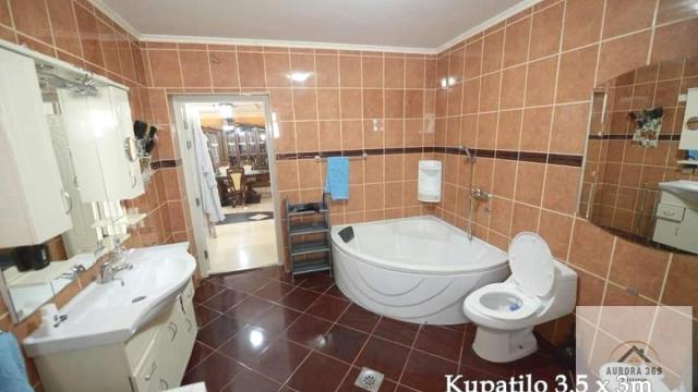 Kuća, Prodaja, 420m2, Ruma