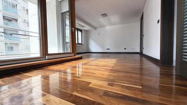 Stan, četvorosoban, Prodaja, 104m2, Save Tekelije