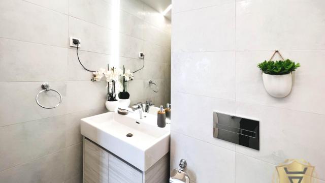 Stan, Dvoiposoban, Izdavanje, 90m2, Beograd na vodi, Savski venac, Bulevar Vuka Karadžića