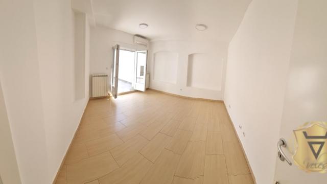 Stan, Dvosoban, Izdavanje, 65m2, Kosančićev venac, Stari grad, Srebrenička
