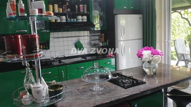 Kuća, Petosoban, Prodaja, 274m2, Širi centar, Gradska lokacija, Temerin