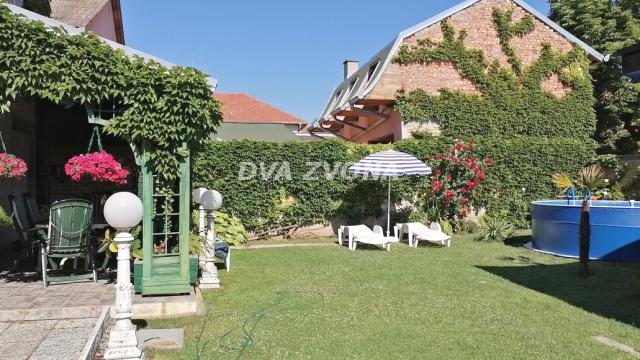 Kuća, Petosoban, Prodaja, 274m2, Širi centar, Gradska lokacija, Temerin