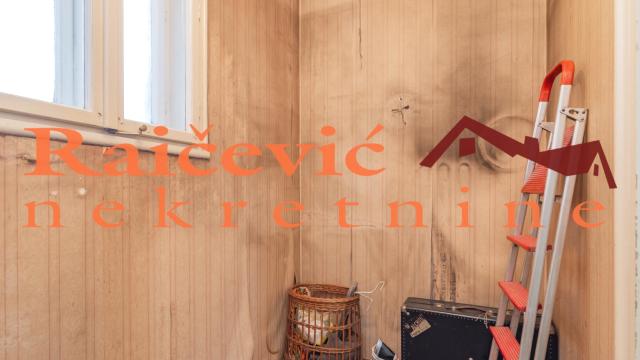 Stan, Troiposoban, Prodaja, 94m2, Cvetni trg, Vračar, Resavska