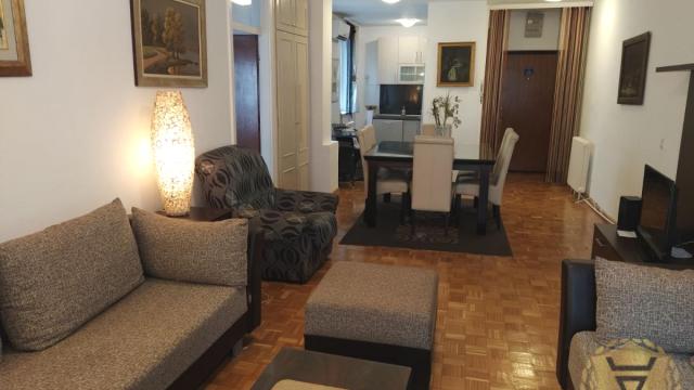 Stan, Dvosoban, Izdavanje, 60m2, Kalenić pijaca, Vračar, Molerova
