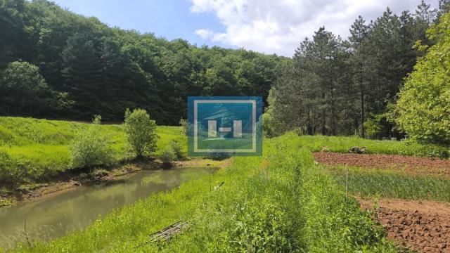 Kuća, Prodaja, 300m2, Senje, Okolno mesto, Ćuprija
