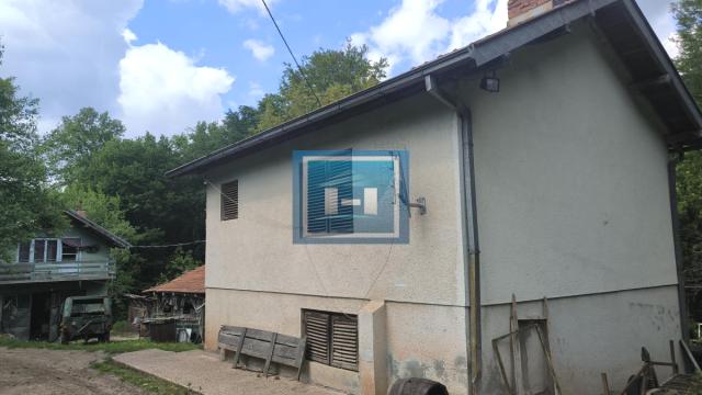Kuća, Prodaja, 300m2, Senje, Okolno mesto, Ćuprija