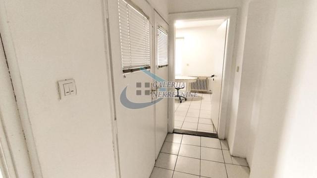 Stan, Trosoban, Prodaja, 106m2, Banovo brdo, Čukarica, Lješka