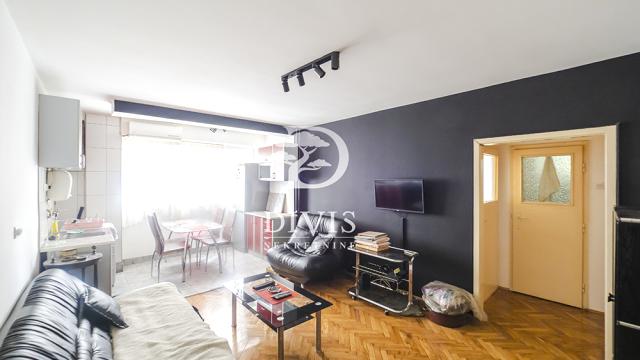 Stan, Dvoiposoban, Prodaja, 56m2, Kneza Danila