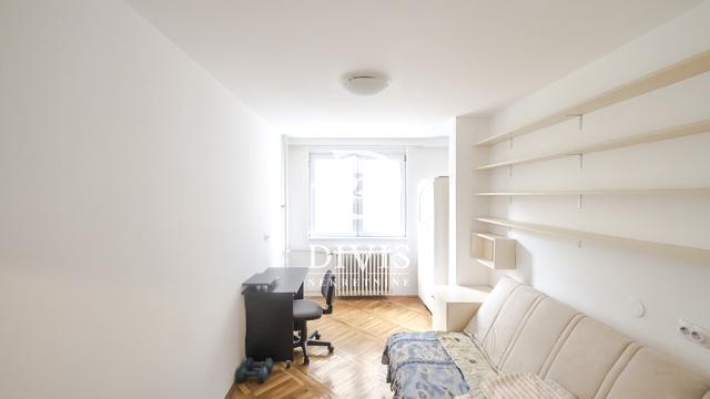 Stan, Dvoiposoban, Prodaja, 56m2, Kneza Danila