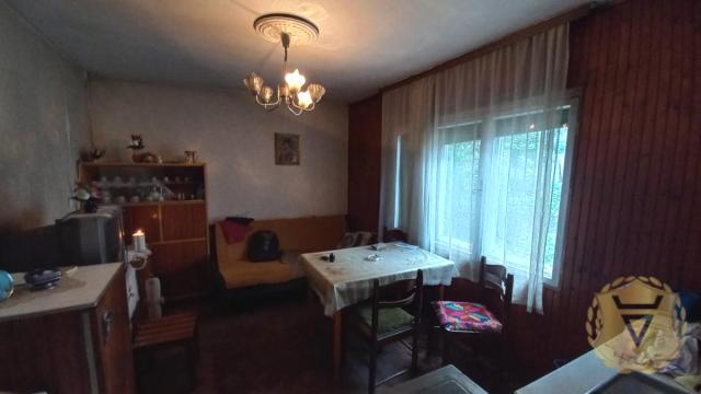 Kuća, Trosoban, Prodaja, 75m2, Karaburma, Palilula, Garsija Lorke