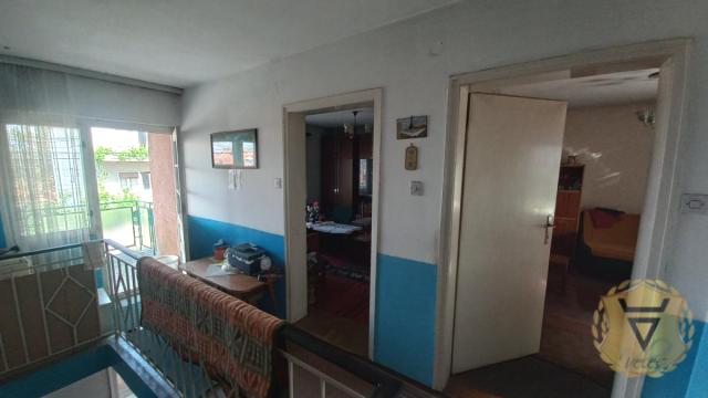 Kuća, Trosoban, Prodaja, 75m2, Karaburma, Palilula, Garsija Lorke