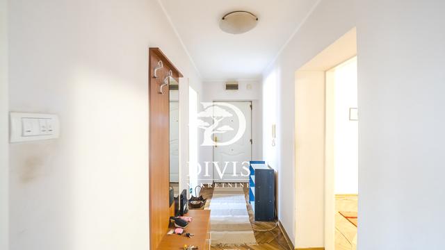 Stan, Trosoban, Prodaja, 82m2, Knez Miletina