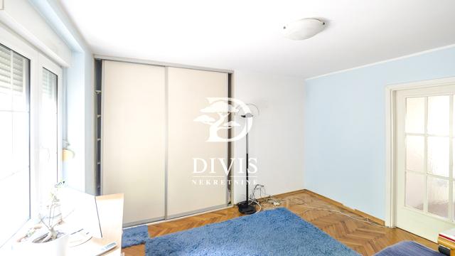 Stan, Trosoban, Prodaja, 82m2, Knez Miletina