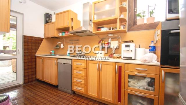 Kuća, Petosoban, Prodaja, 200m2, Surčin (mesto), Surčin, Ignjata Lakočevića