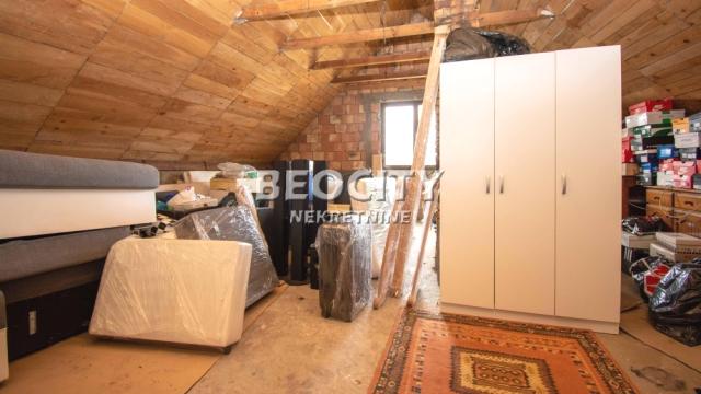 Kuća, Petosoban, Prodaja, 200m2, Surčin (mesto), Surčin, Ignjata Lakočevića