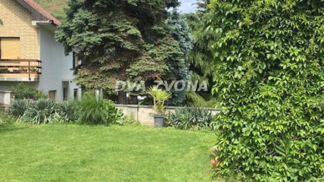Poslovni prostor, Prodaja, 630m2, Stari Slankamen, Okolno mesto, Indjija