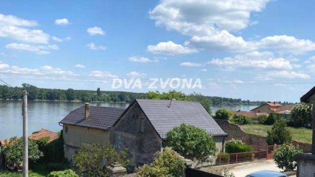 Poslovni prostor, Prodaja, 630m2, Stari Slankamen, Okolno mesto, Indjija