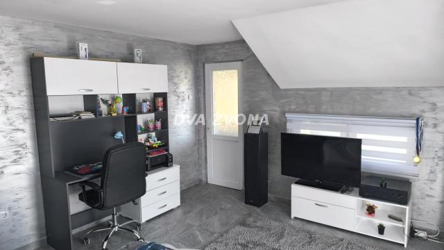 Kuća, Petosoban, Prodaja, 120m2, Centar, Gradska lokacija, Srbobran