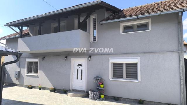 Kuća, Petosoban, Prodaja, 120m2, Centar, Gradska lokacija, Srbobran
