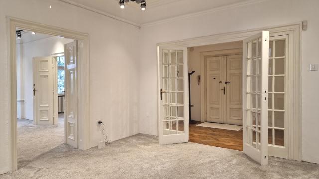 Poslovni prostor, Petosoban, Izdavanje, 119m2, Krunska