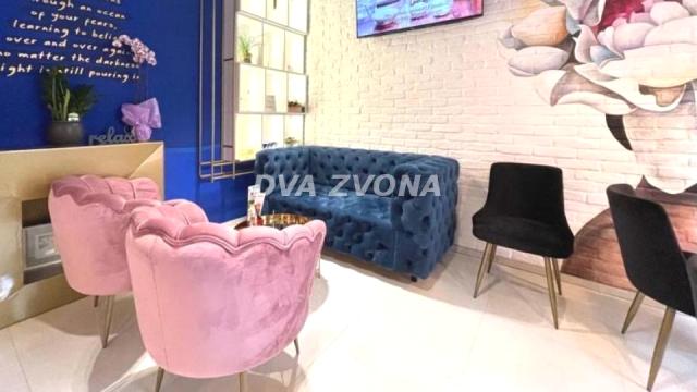 Poslovni prostor, Petosoban, Prodaja, 66m2, Širi centar, Gradska lokacija, Sremski Karlovci