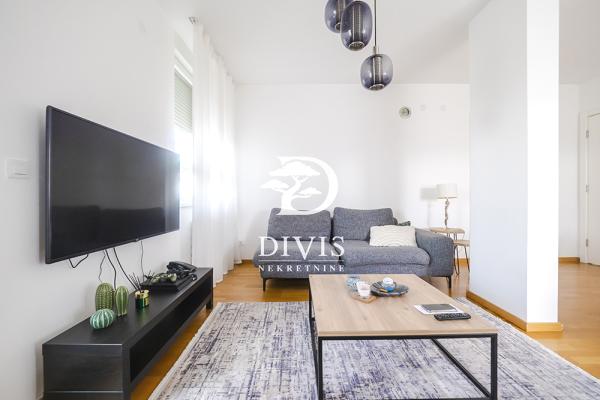 prodaja, stanova,
beograd, 880043, trosoban-madridska