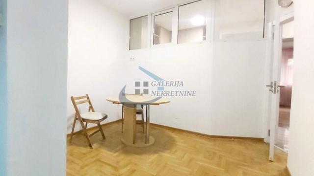 Stan, Dvosoban, Izdavanje, 45m2, Savski trg - Pristanište, Savski venac, Risanska