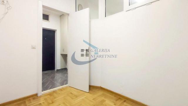 Stan, Dvosoban, Izdavanje, 45m2, Savski trg - Pristanište, Savski venac, Risanska