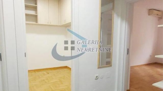 Stan, Dvosoban, Izdavanje, 45m2, Savski trg - Pristanište, Savski venac, Risanska