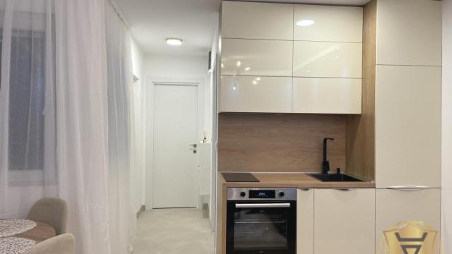 Stan, Dvosoban, Izdavanje, 40m2, Donji grad, Zemun, Bežanijska