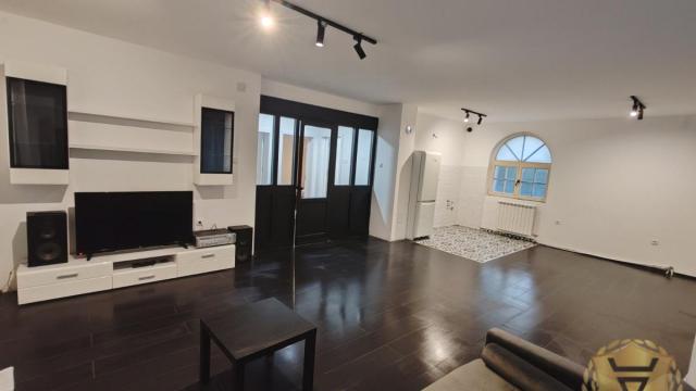 Stan, Trosoban, Izdavanje, 105m2, Plavi horizonti, Zemun, Konstantina Jovanovića