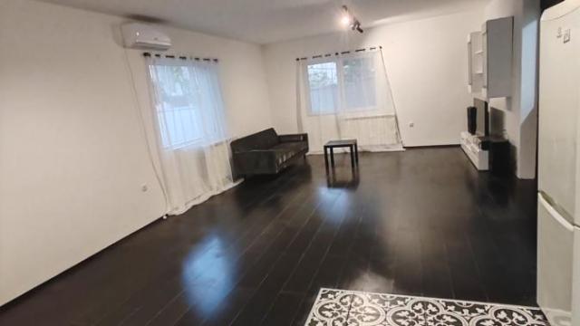 Stan, Trosoban, Izdavanje, 105m2, Plavi horizonti, Zemun, Konstantina Jovanovića