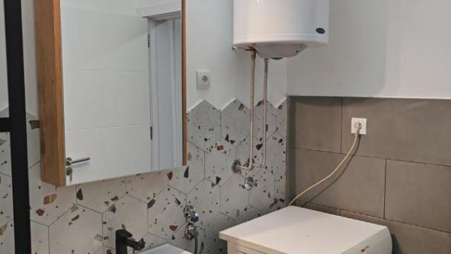 Stan, Trosoban, Izdavanje, 105m2, Plavi horizonti, Zemun, Konstantina Jovanovića