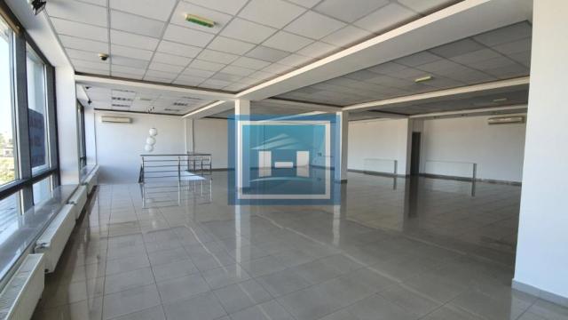 Poslovni prostor, Dvosoban, Izdavanje, 440m2, Ćuprija