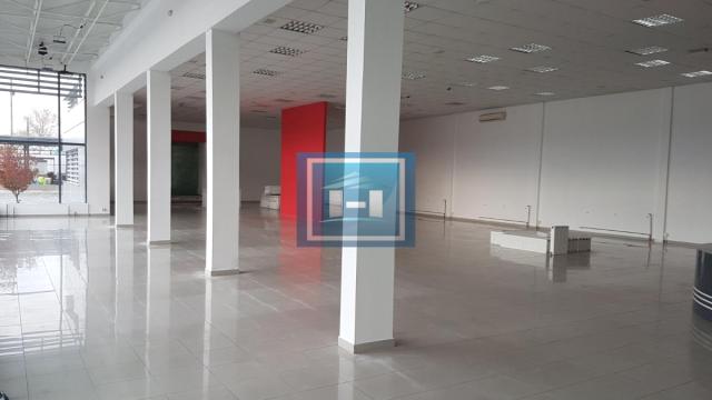 Poslovni prostor, Dvosoban, Izdavanje, 440m2, Ćuprija