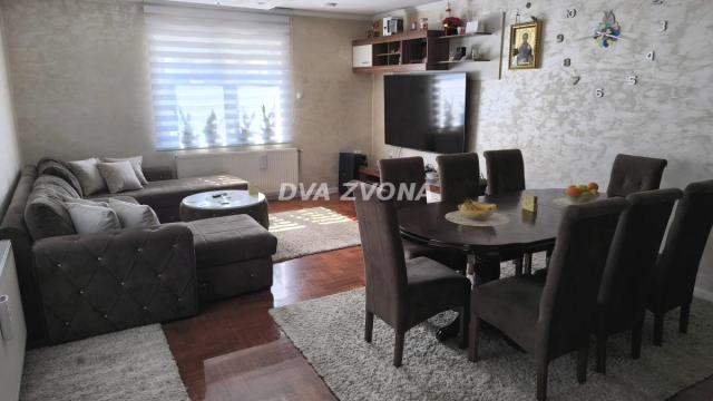Kuća, Petosoban, Prodaja, 120m2, Centar, Gradska lokacija, Srbobran
