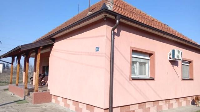Kuća, Petosoban i veći, Prodaja, 140m2, Barič, Obrenovac, Obrenovacki put