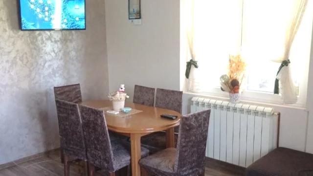 Kuća, Petosoban i veći, Prodaja, 140m2, Barič, Obrenovac, Obrenovacki put