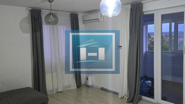 Stan, Trosoban, Prodaja, 78m2, Centar, Gradska lokacija, Paraćin