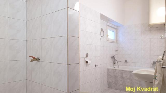 Stan, četvorosoban, Prodaja, 100m2, Ekonomski fakultet, Savski venac, Gavrila Principa