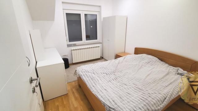Stan, Trosoban, Izdavanje, 67m2, Senjak, Savski venac, Štipska
