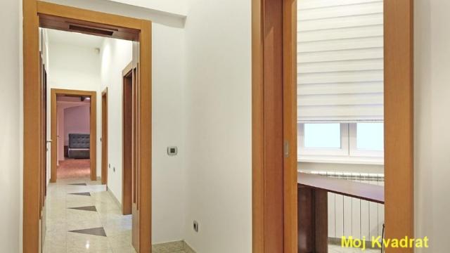 Stan, četvoroiposoban, Prodaja, 120m2, Kalemegdan, Stari grad, Braće Baruh