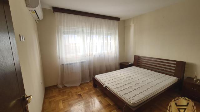 Stan, Trosoban, Izdavanje, 78m2, Hram svetog Save, Vračar, Stojana Protića