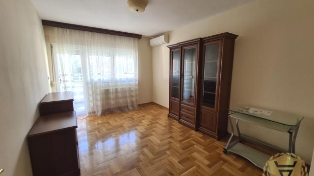 Stan, Trosoban, Izdavanje, 78m2, Hram svetog Save, Vračar, Stojana Protića